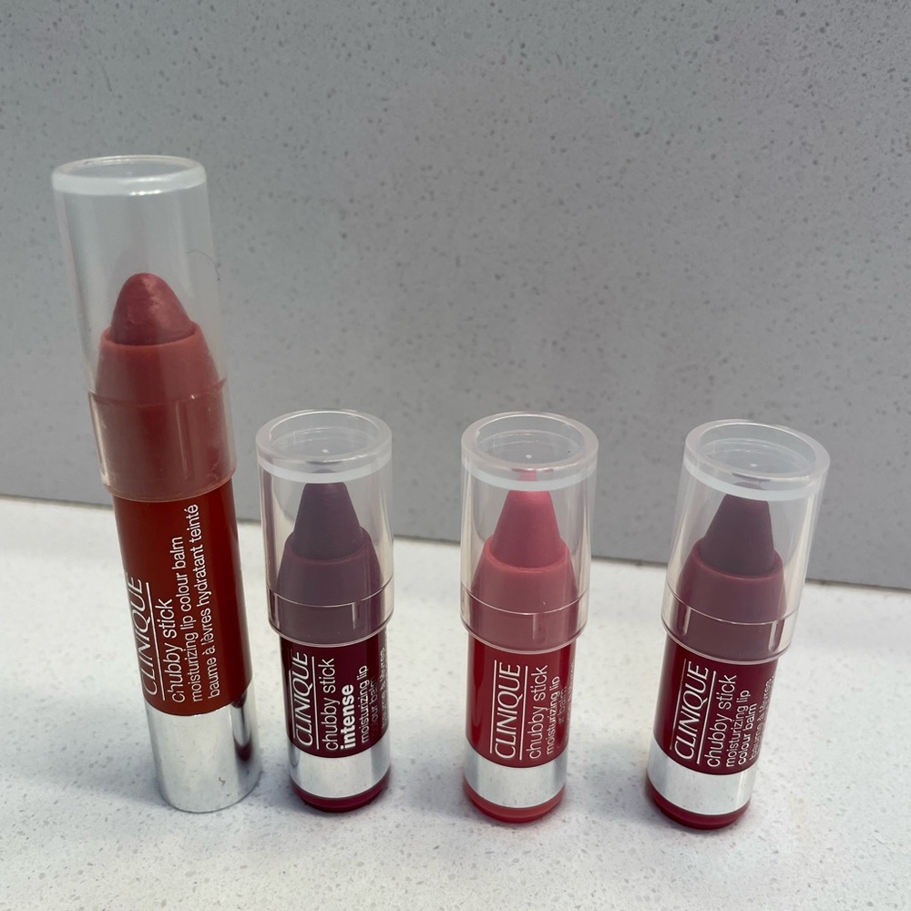 Bundle of 4 sample size Clinique chubby sticks